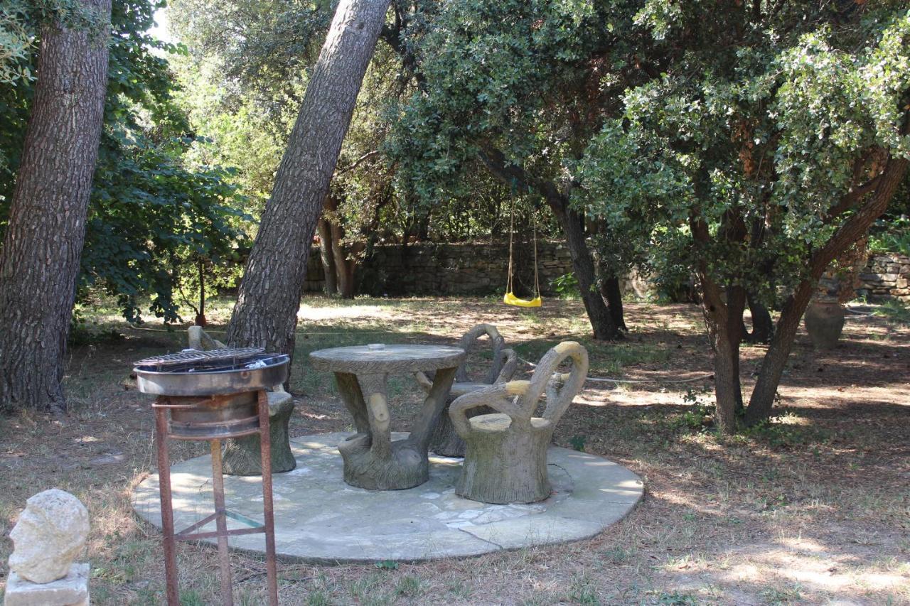 Le Mas De Lucien Entre Arles, Nimes, Avignon. Бокер Екстер'єр фото