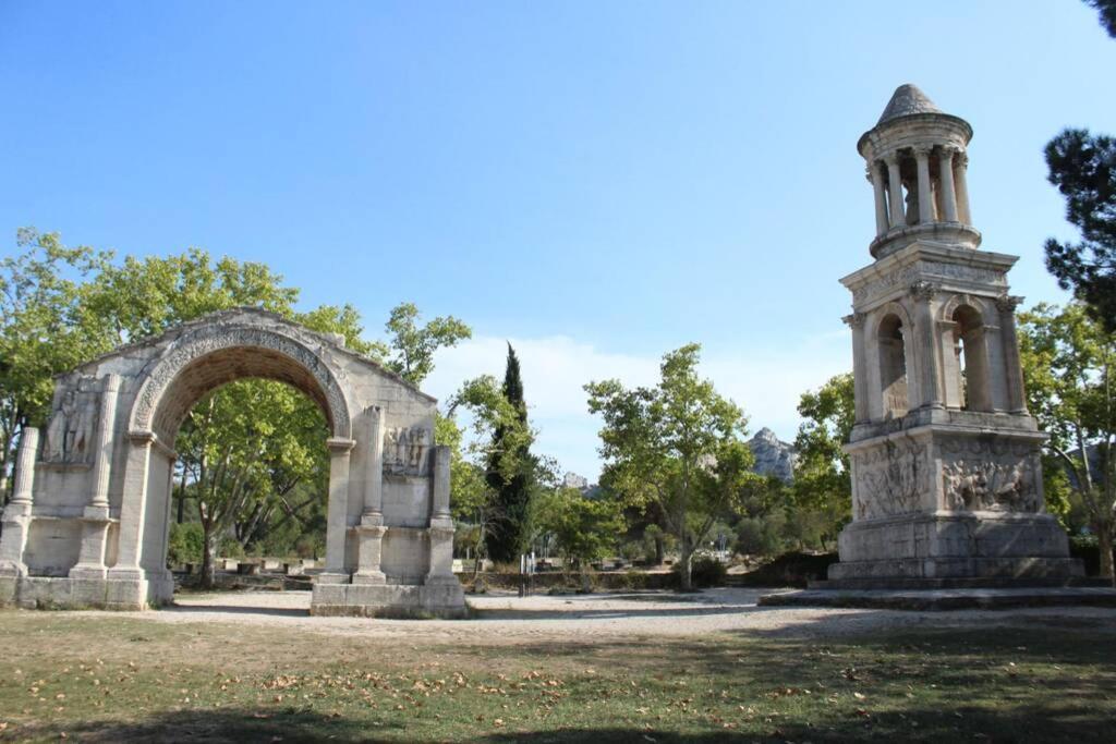 Le Mas De Lucien Entre Arles, Nimes, Avignon. Бокер Екстер'єр фото